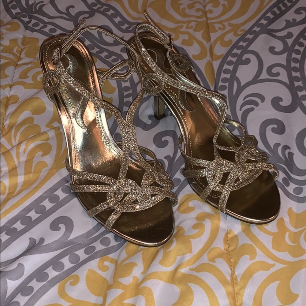 Formal heels